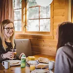 Saltdal Turistsenter * Storjord