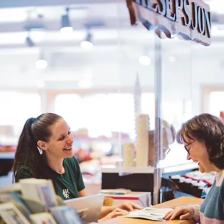 Saltdal Turistsenter Storjord